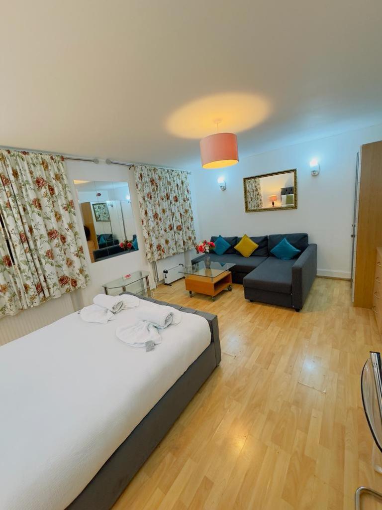 Bright Budget Studio Apartment In Central Londýn Exteriér fotografie